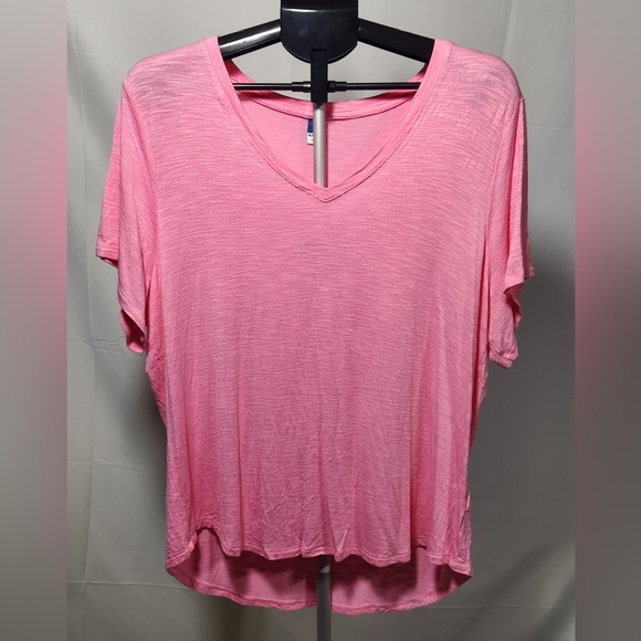 Old Navy Tops - 🌸 3/$25 🌸 Old Navy Women's Luxe Relaxed Short Sleeve Tee-Size XL
